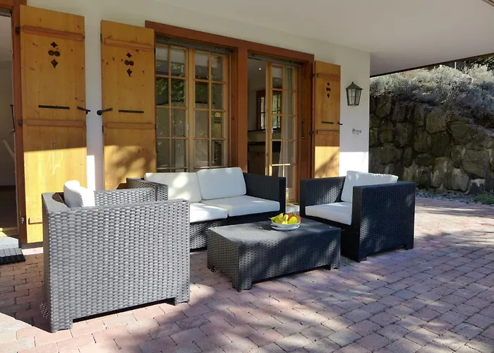 Smaragd-3 By Interhome *